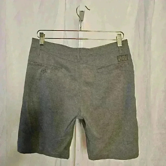 Volcom Men's Gray Surf and Turf Two-Way Stretch Shorts - Size 30 - Picture 4 of 4